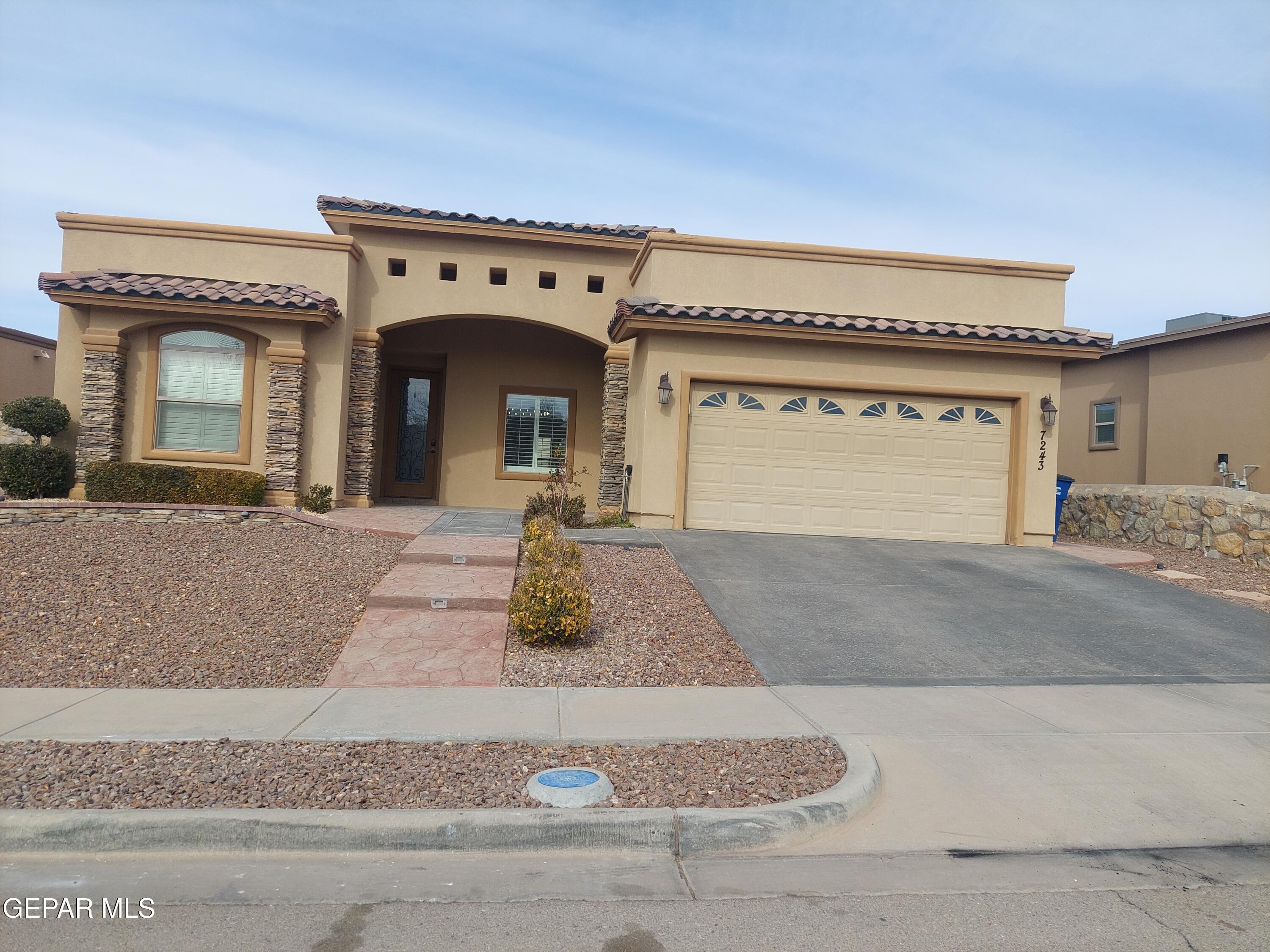 7243 CANYON WREN Avenue