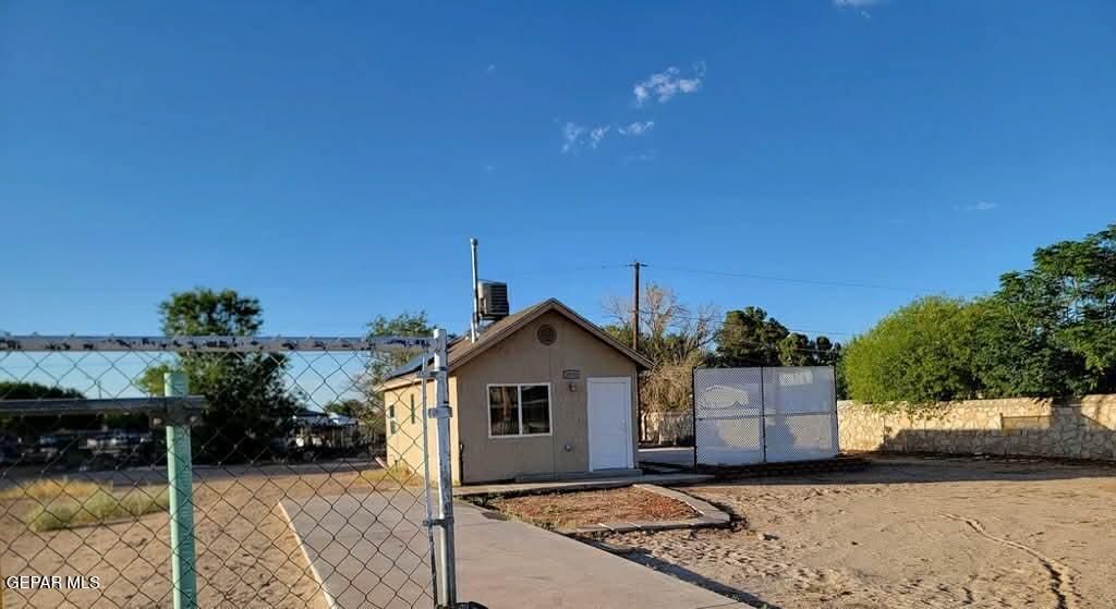 Photo of 10929 DONNA MARIE DR. Dr, Socorro, TX 79927 (MLS # 934956)