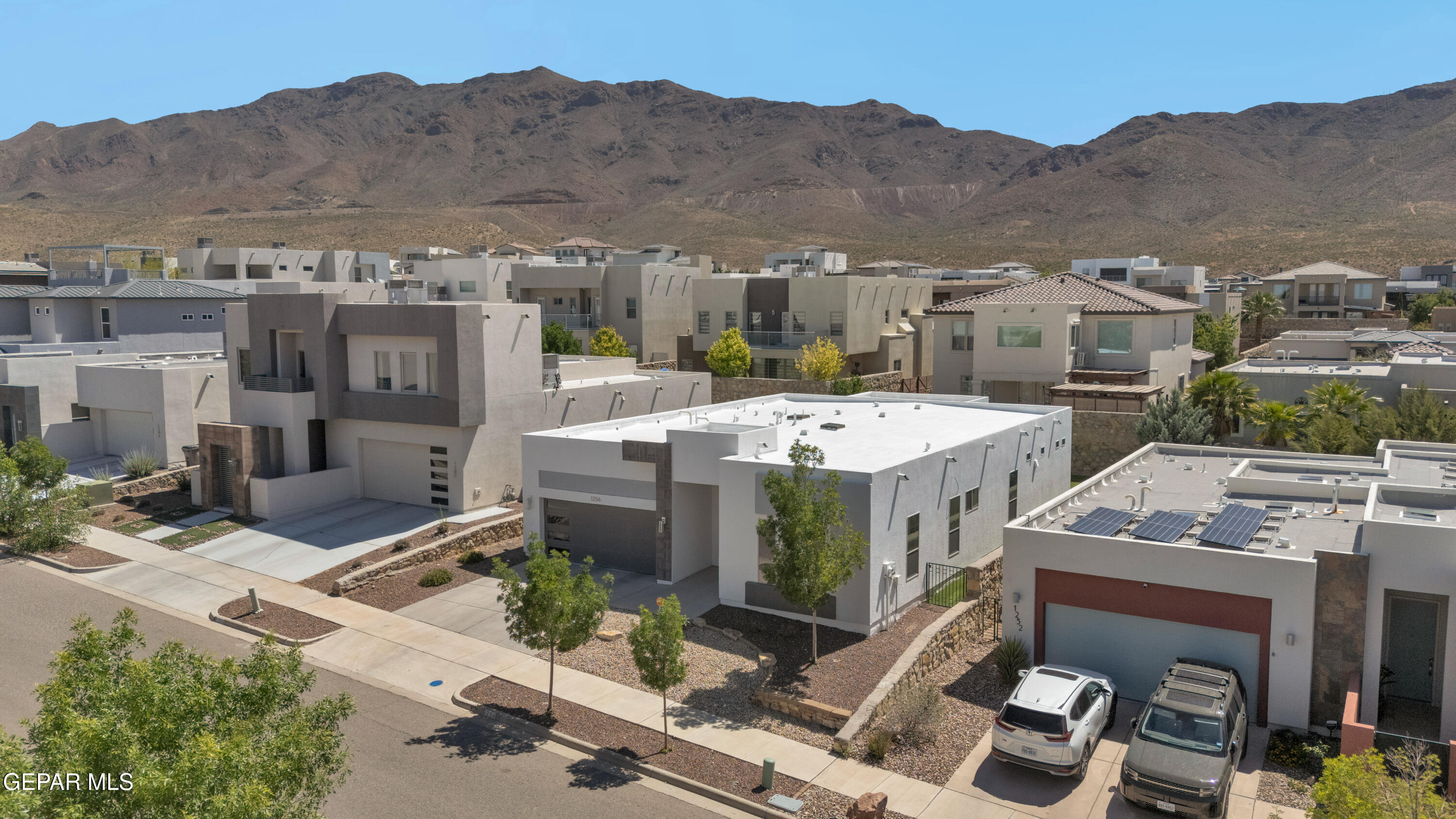 1256 DESERT NIGHT Street
