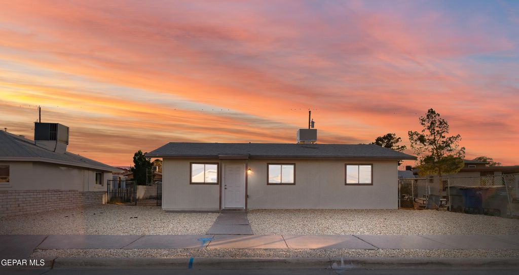 Photo of 9328 SAN LORENZO Avenue, El Paso, TX 79907 (MLS # 936309)