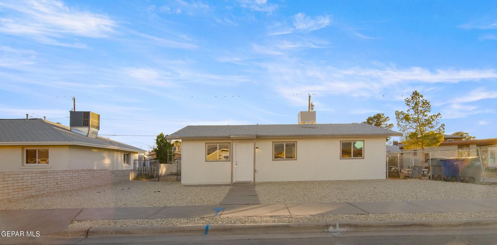Photo of 9328 SAN LORENZO Avenue, El Paso, TX 79907 (MLS # 936309)
