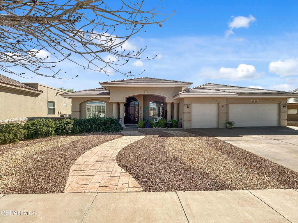 Photo of 6680 CAPITAN Ridge, El Paso, TX 79912 (MLS # 940710)