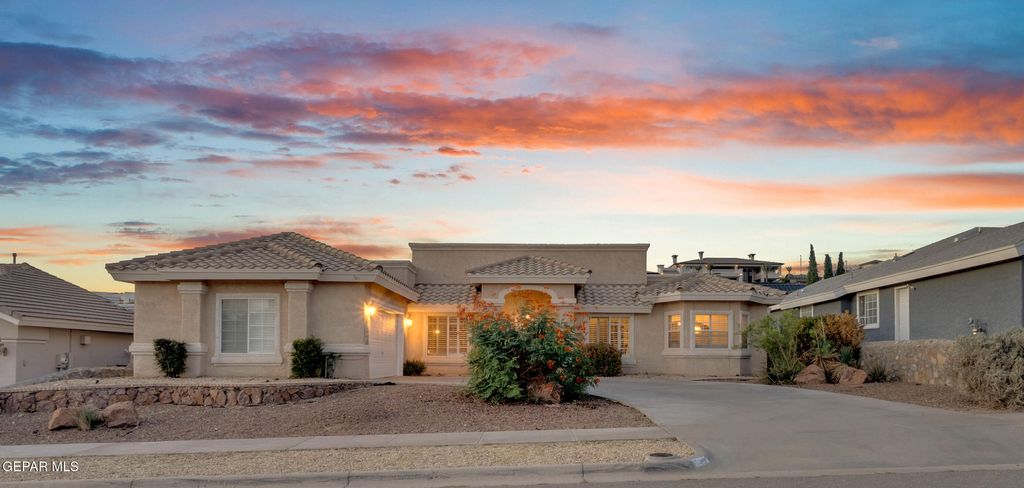 Photo of 6531 Brooke Ridge Circle, El Paso, TX 79912 (MLS # 935147)