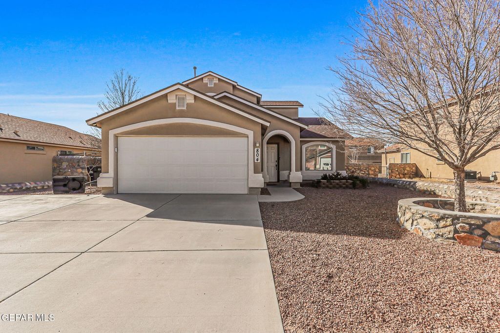 Photo of 804 LOGI SHEPPHARD Avenue, Anthony, TX 79821 (MLS # 939308)