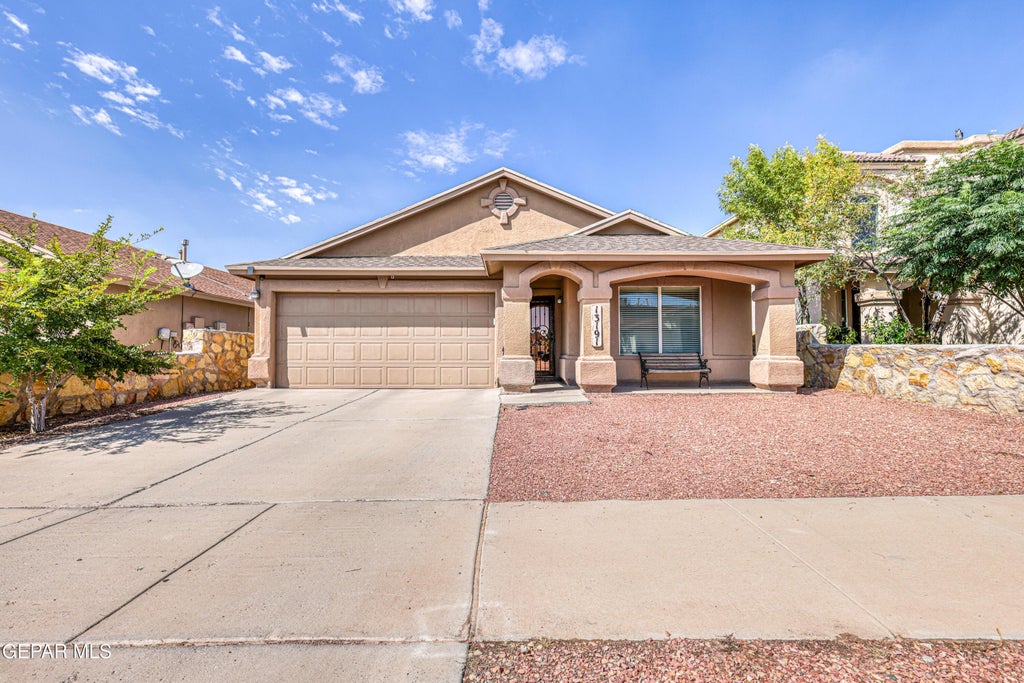 Photo of 13191 KESTREL Avenue, Horizon City, TX 79928 (MLS # 952679)
