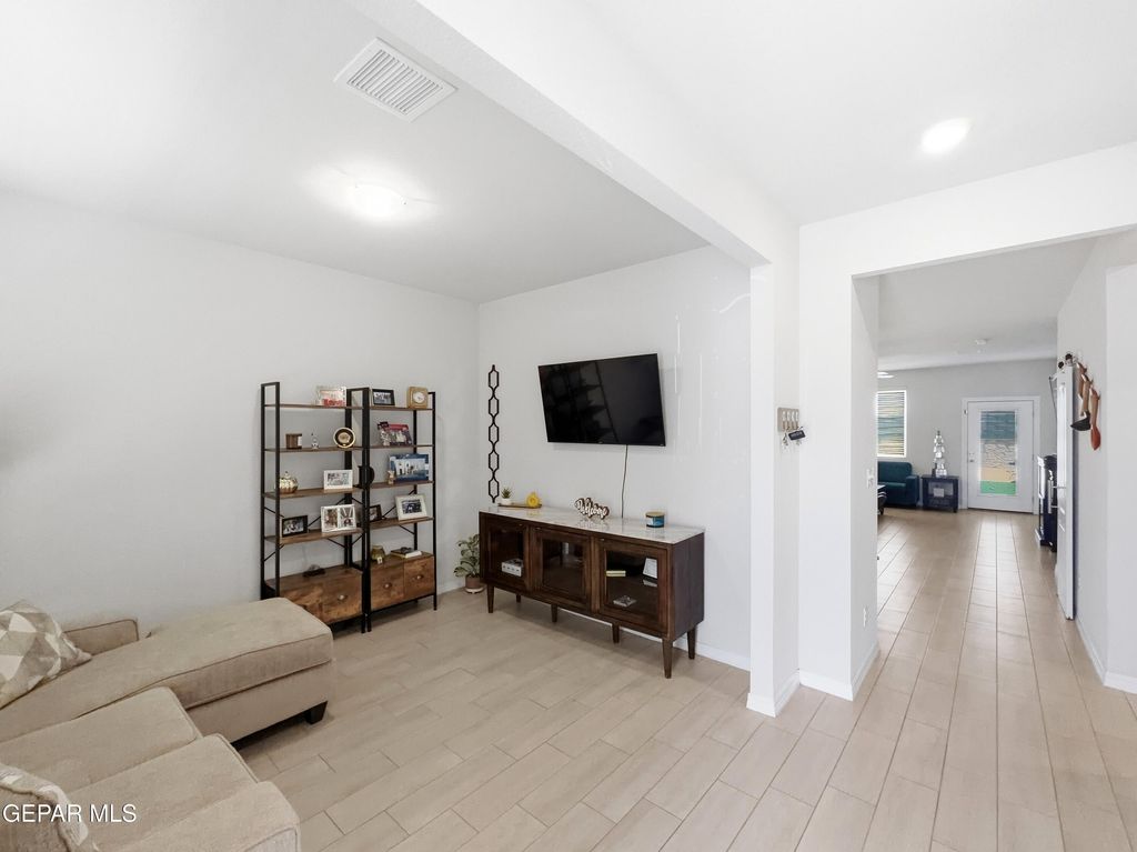 Photo of 1664 SAM DOMINGUEZ Street, El Paso, TX 79928 (MLS # 941919)