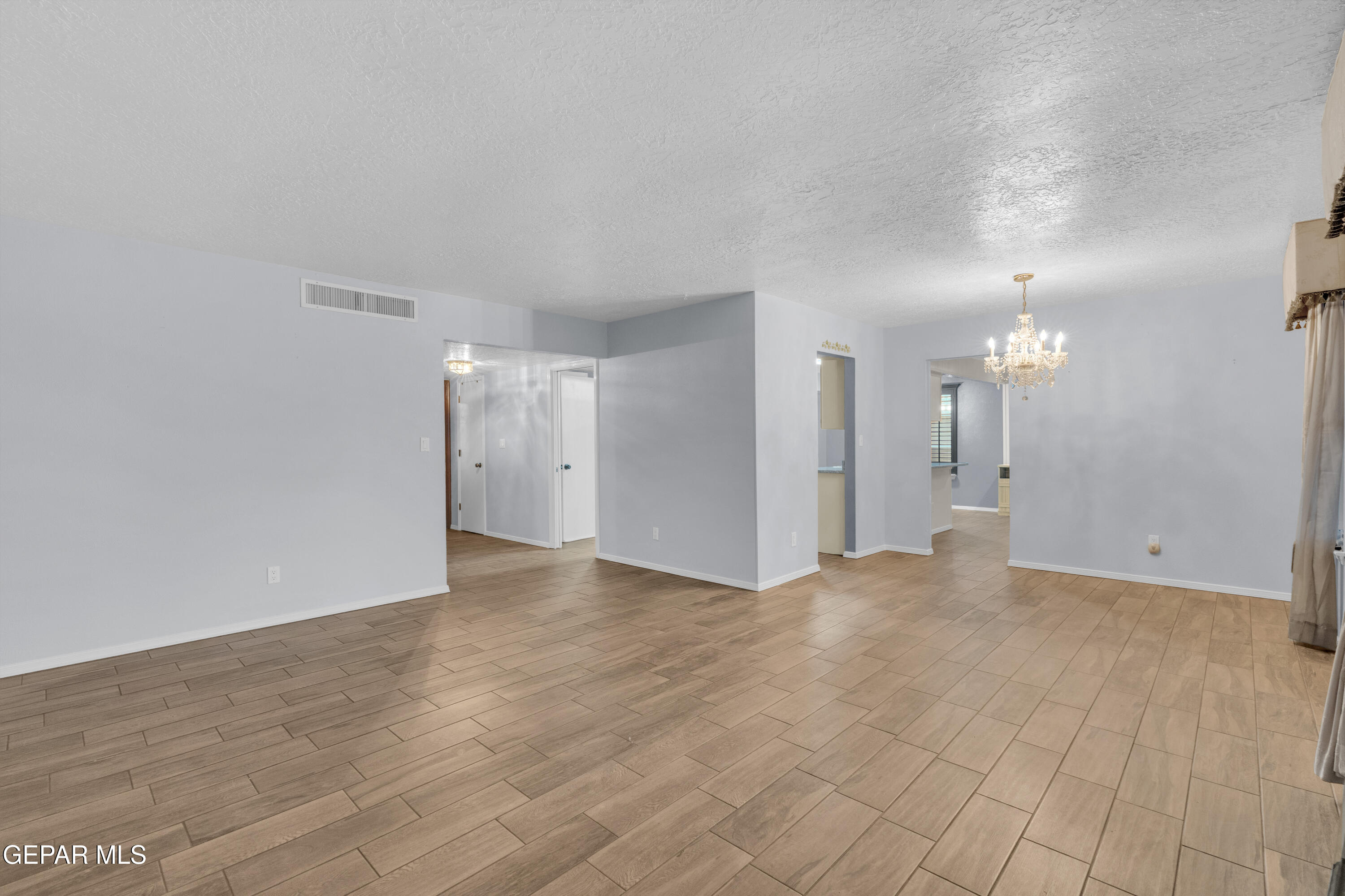 1521 JERRY PATE Place