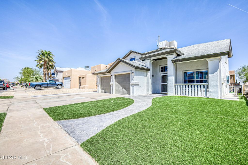 Photo of 10904 DUSTER Drive, El Paso, TX 79934 (MLS # 940649)