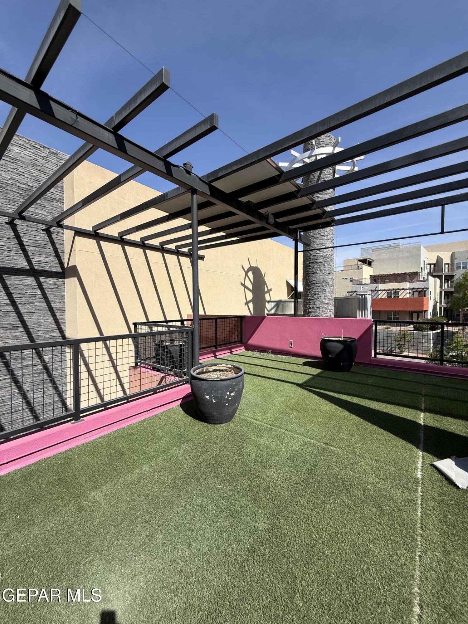 140 Montecillo Boulevard B2 - C1-4