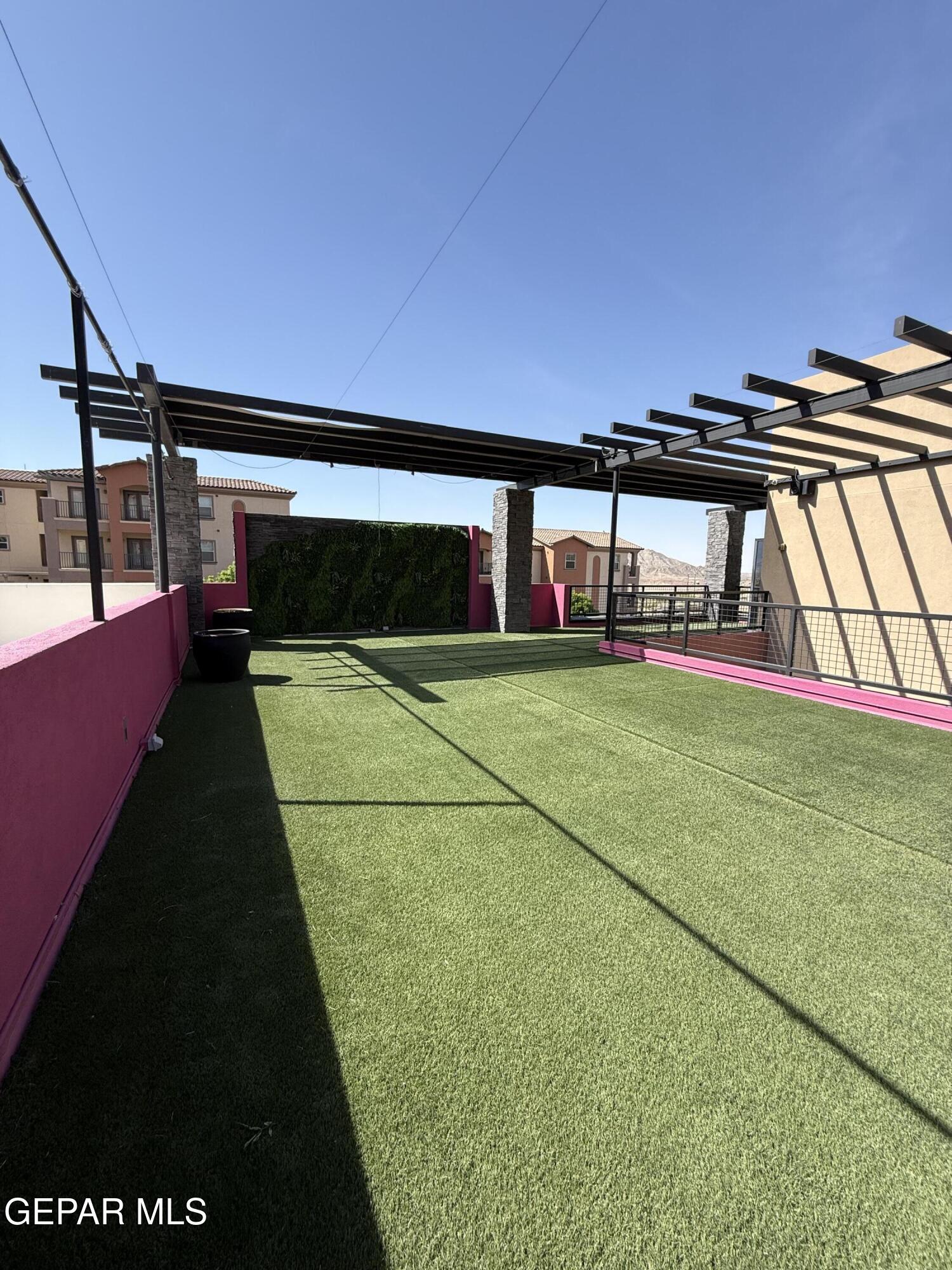 140 Montecillo Boulevard B2 - C1-4