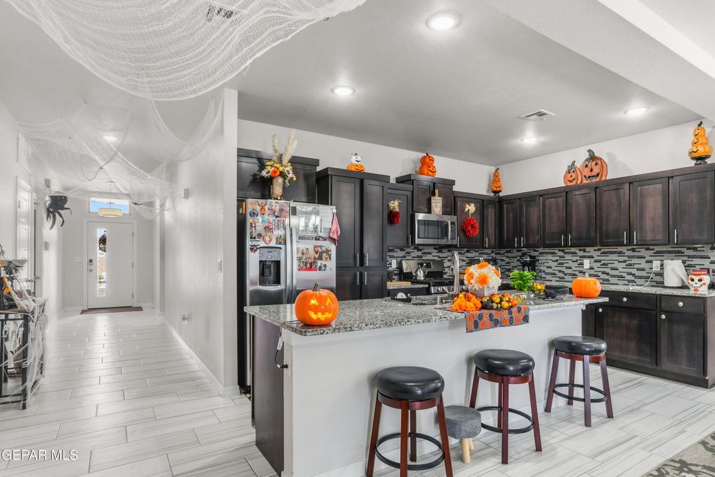 Photo of 13612 DONCASTER Street, El Paso, TX 79928 (MLS # 932184)