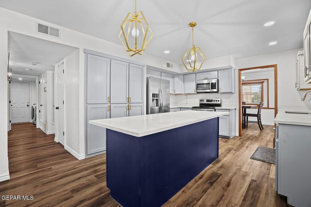 Photo of 760 CHELTENHAM Drive, El Paso, TX 79912 (MLS # 942987)