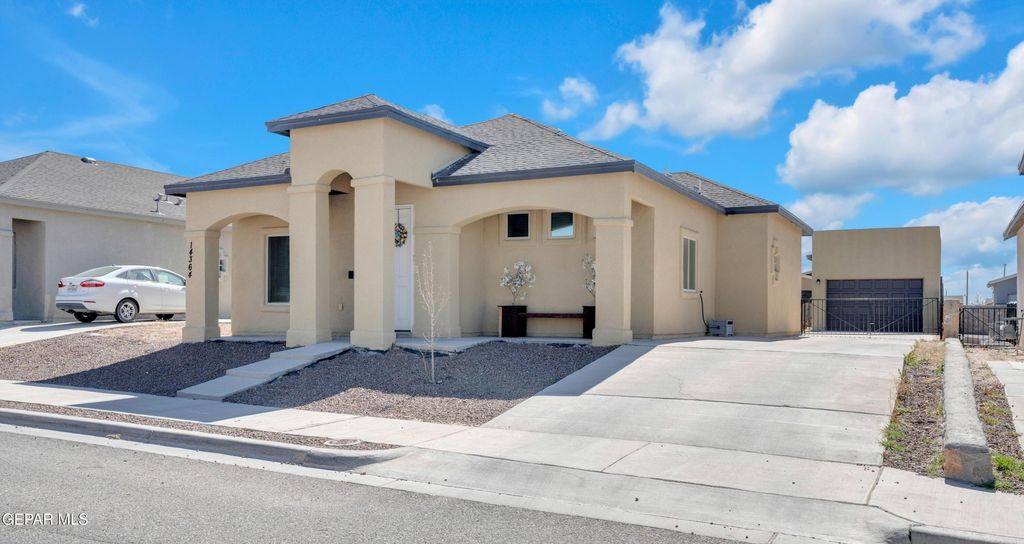 Photo of 14364 Nick Drahos Lane, Horizon City, TX 79928 (MLS # 939322)