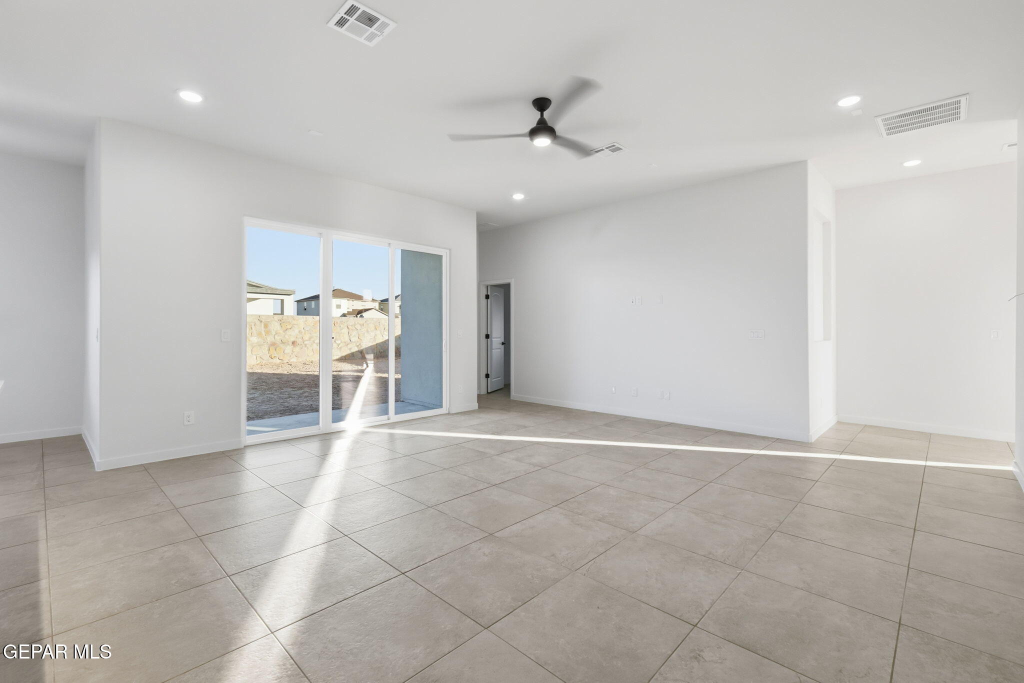 9736 Calle Cancun Street