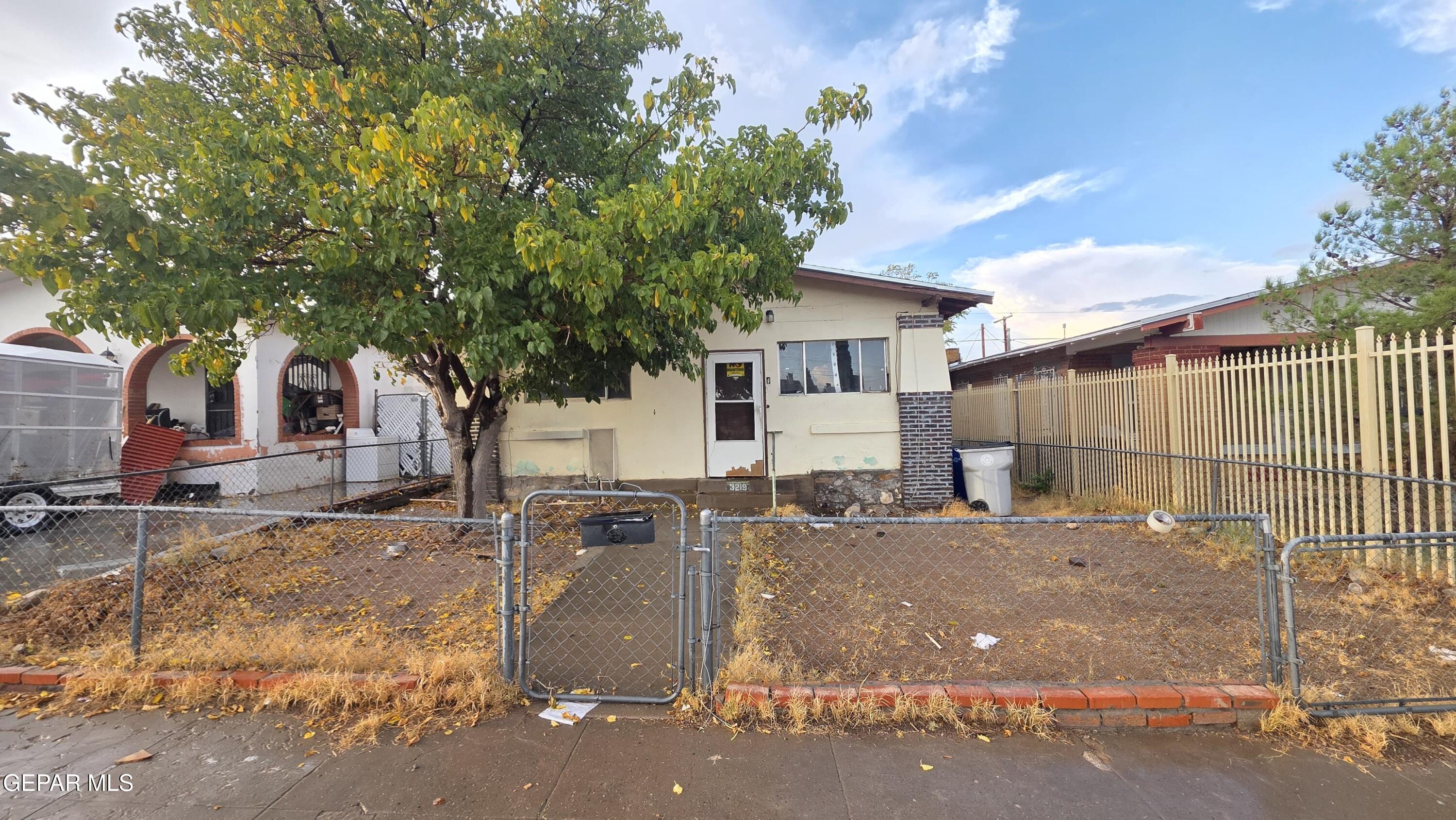 3219 MOUNTAIN Avenue