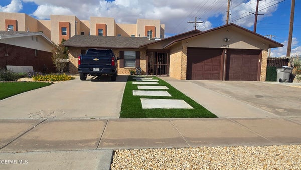 3629 BRECKENRIDGE DR, EL PASO, TX 79936 - Image 7a5361ec97e360b71bb5d97791455c2d/2072810895