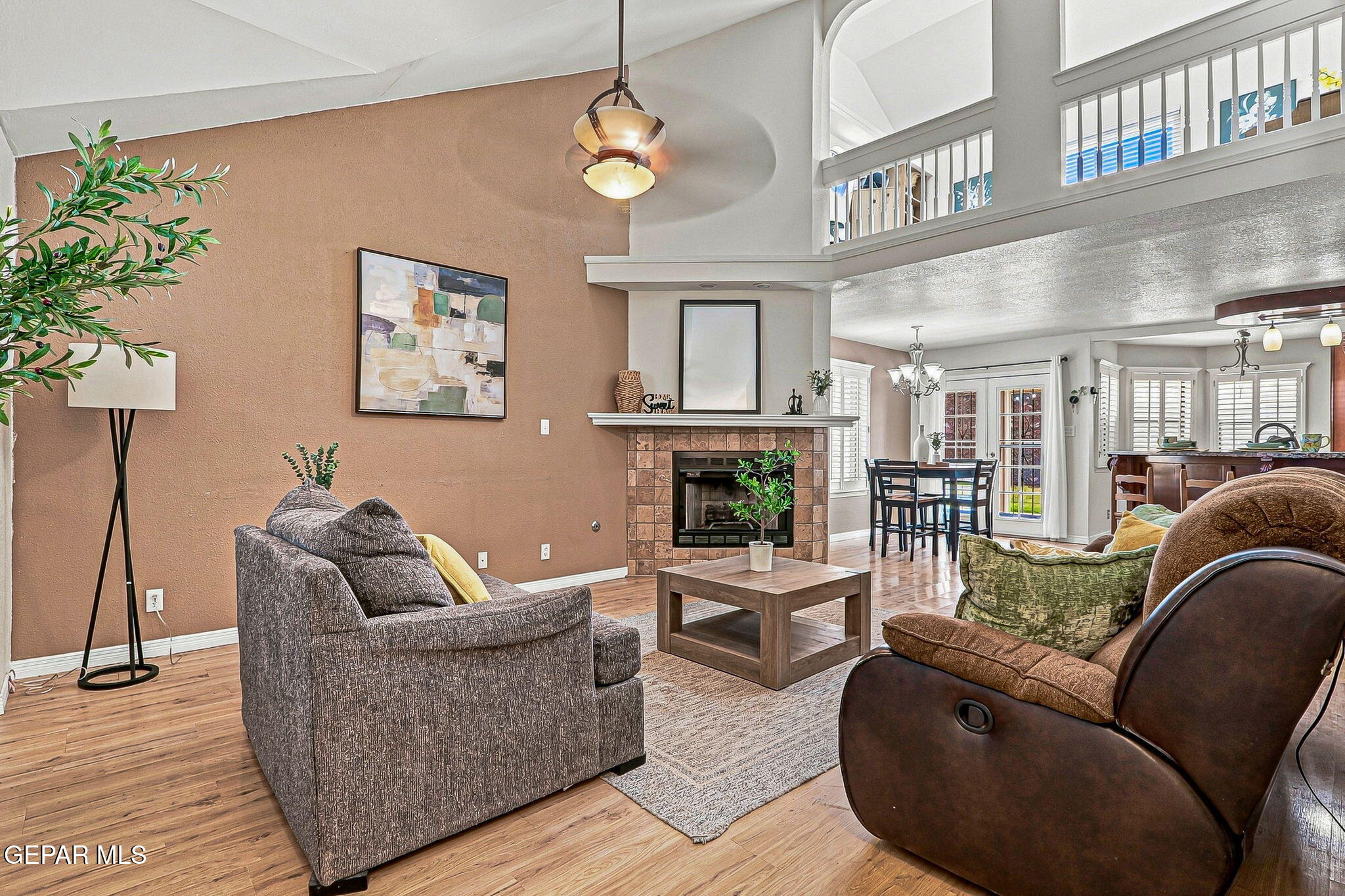 7324 DESIERTO LUNA Street