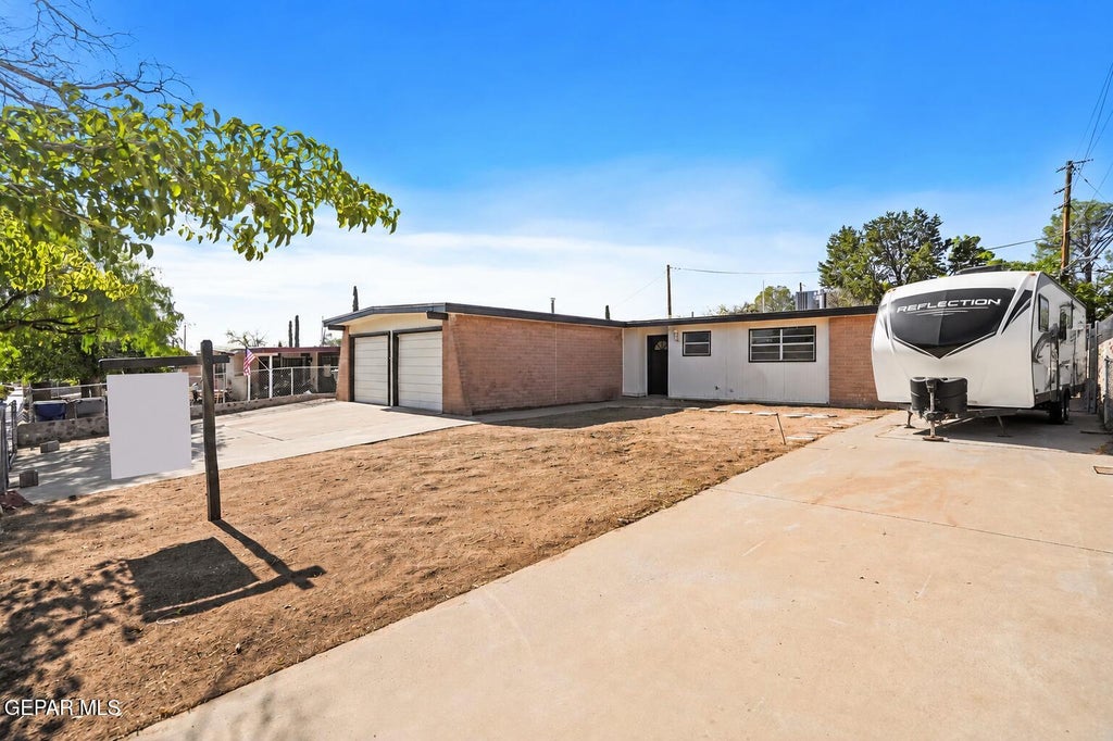 Photo of 4820 BLOSSOM Avenue, El Paso, TX 79924 (MLS # 948672)