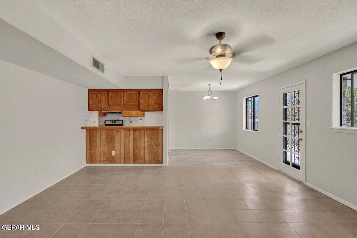 4637 BELINDA ANN Lane