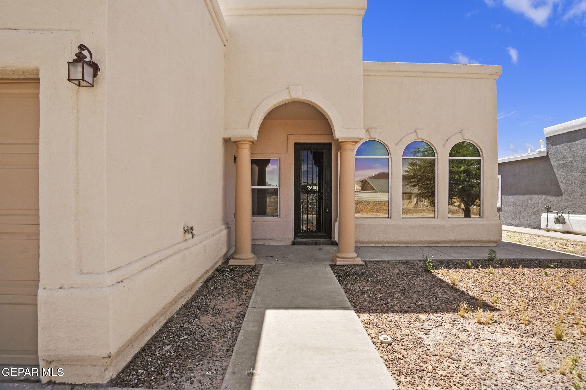 813 Desert Bush Drive