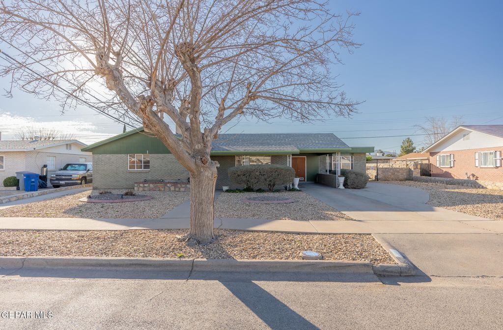 Photo of 3405 Greenock Street, El Paso, TX 79925 (MLS # 938129)