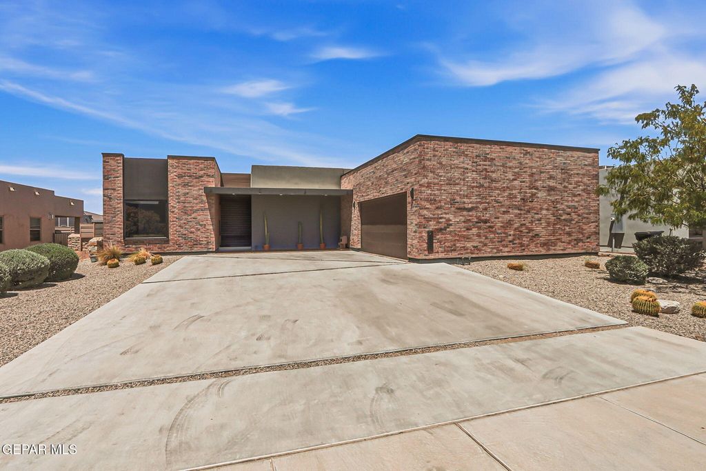Photo of 329 Rio El Rancho Court, El Paso, TX 79932 (MLS # 943836)