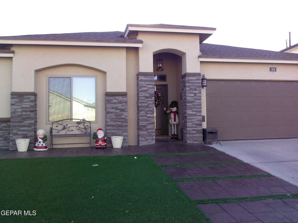 Photo of 304 LA PUESTA Drive, El Paso, TX 79932 (MLS # 934686)