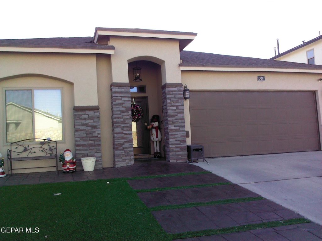 Photo of 304 LA PUESTA Drive, El Paso, TX 79932 (MLS # 934686)