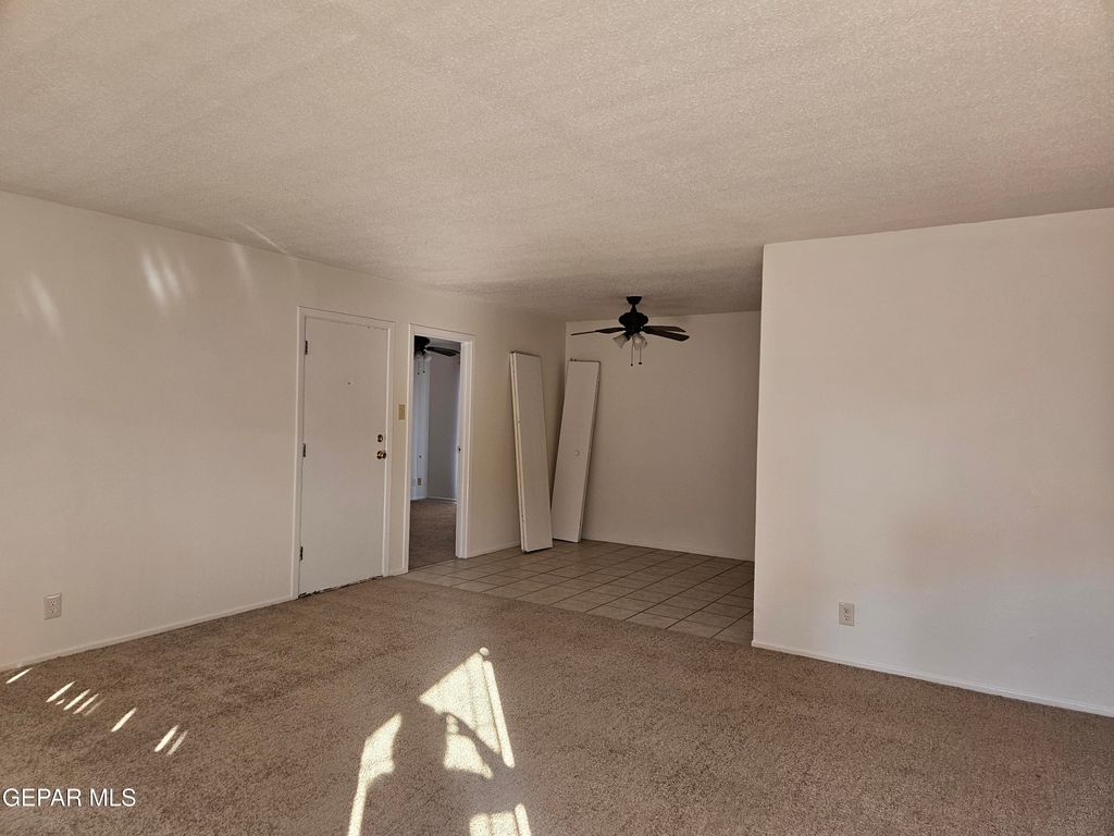 Photo of 517 DE SOTO Avenue, El Paso, TX 79912 (MLS # 937556)