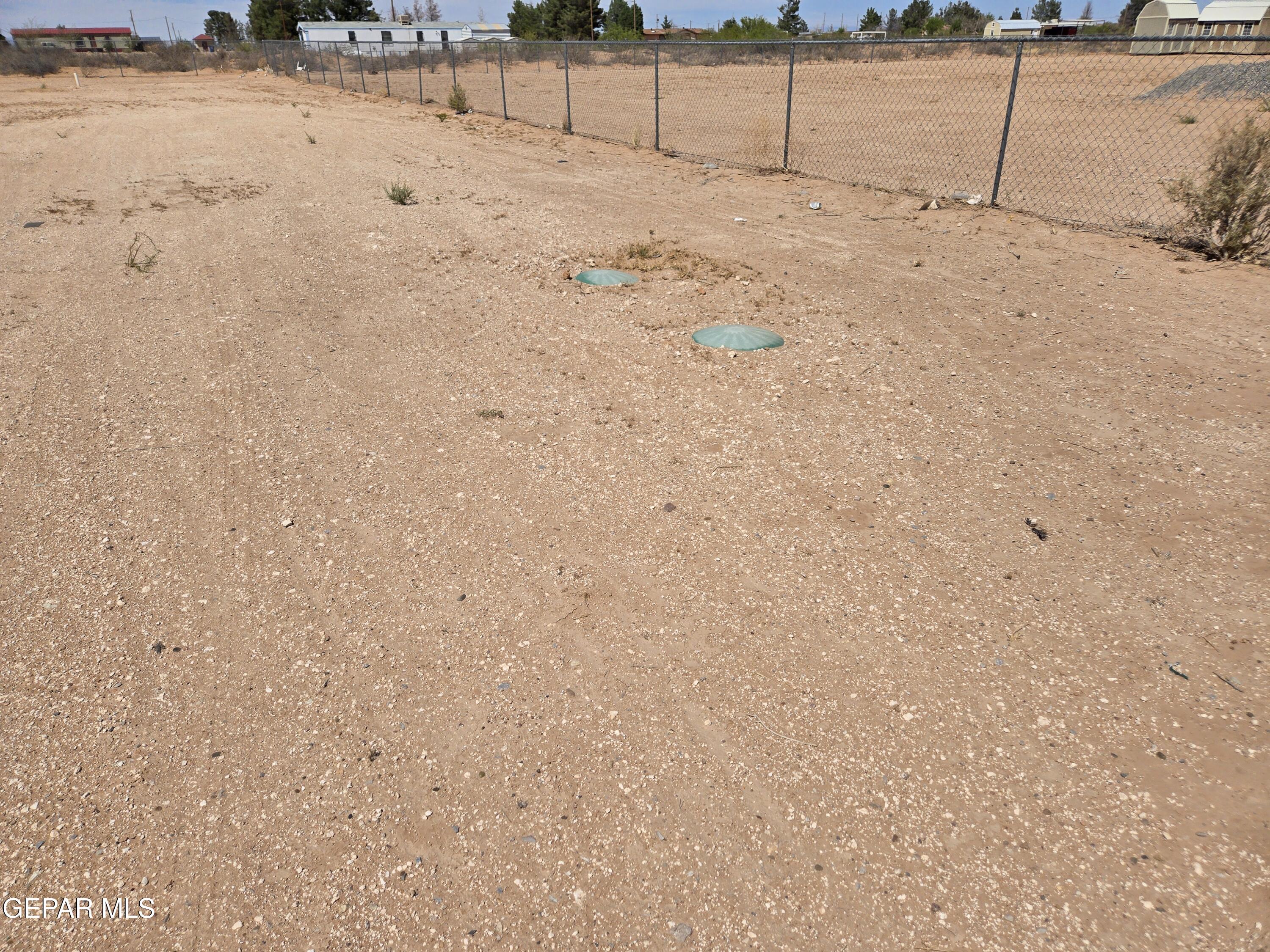 821 TUMBLEWEED Court