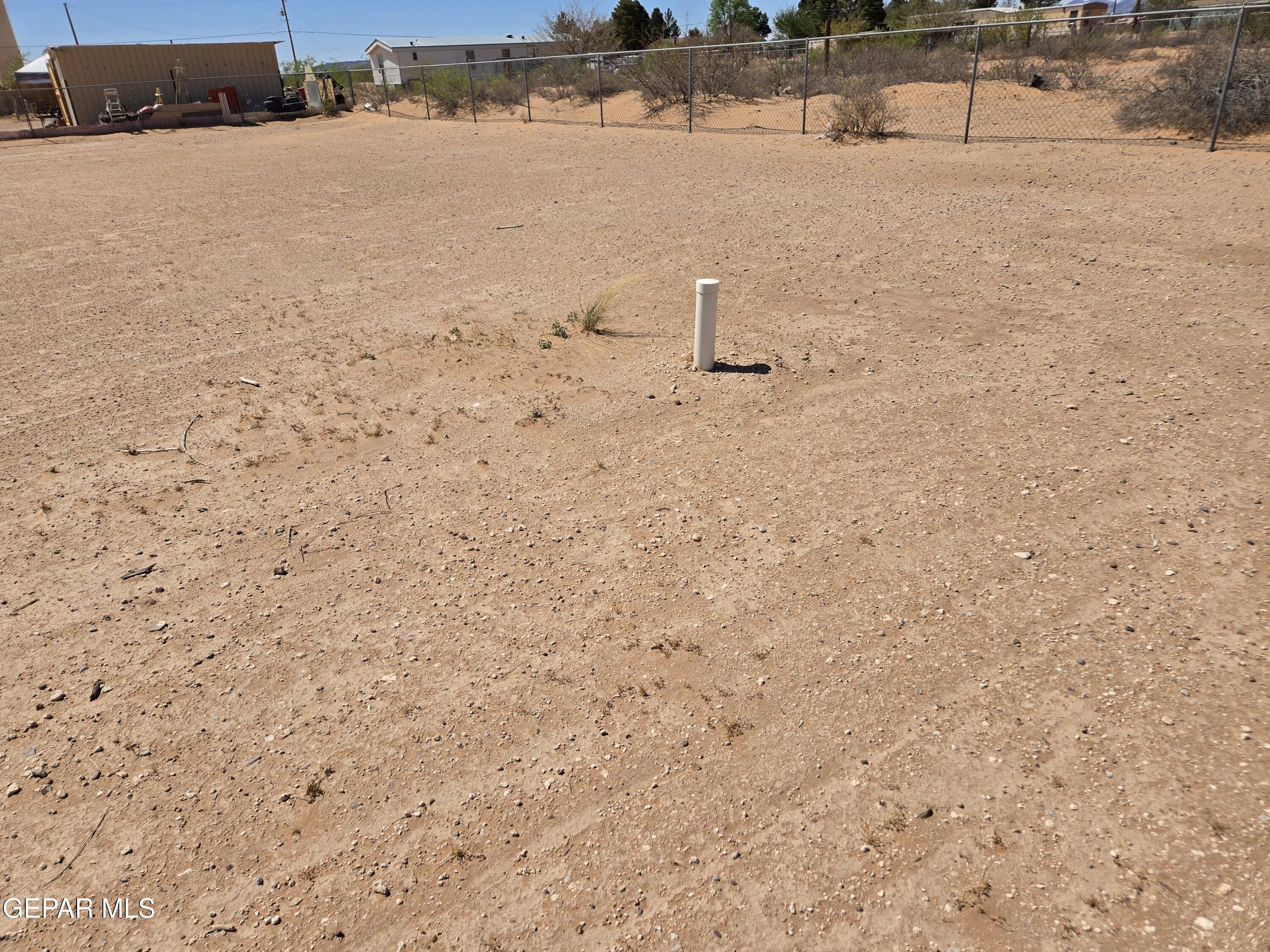 821 TUMBLEWEED Court
