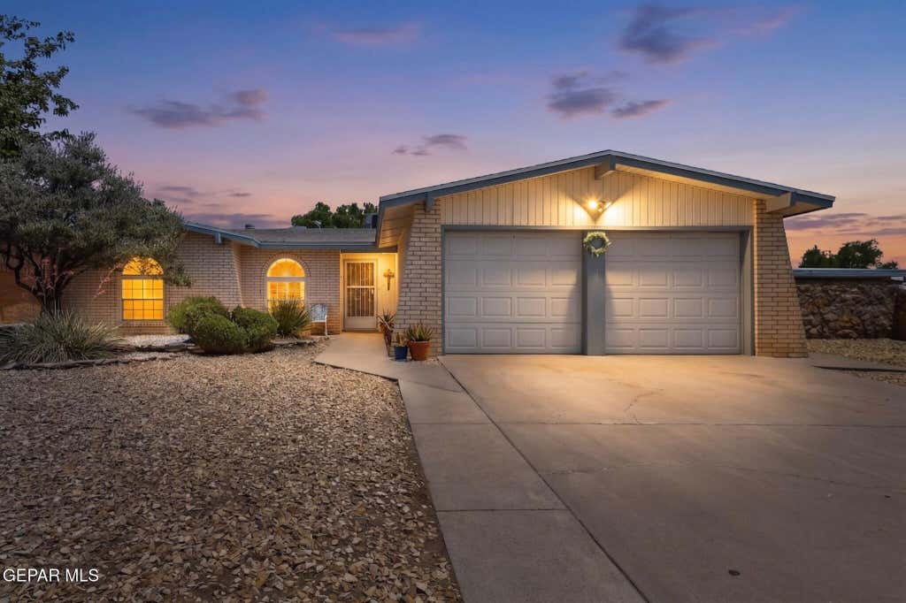 Photo of 10600 HERMES Drive, El Paso, TX 79924 (MLS # 944664)