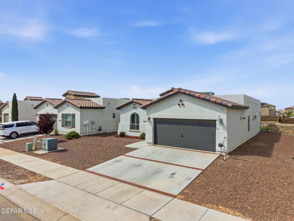 Photo of 14913 TIERRA CORUNA Avenue, El Paso, TX 79938 (MLS # 941407)