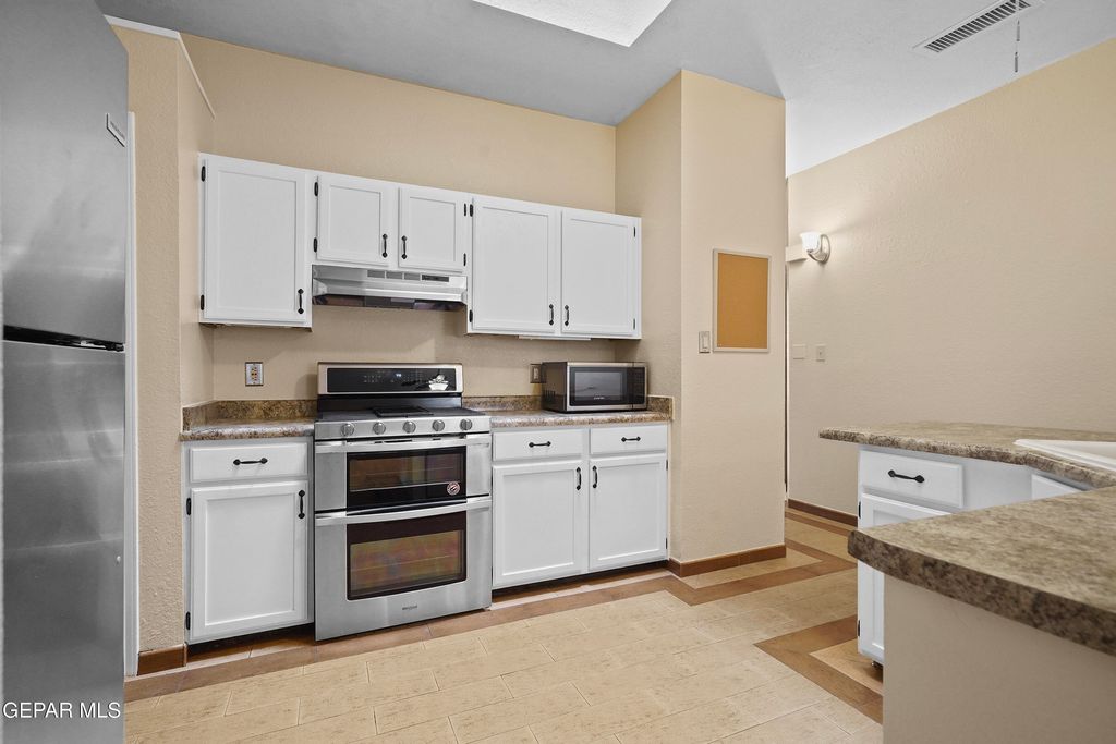 Photo of 10928 SANDY KOUFAX Drive, El Paso, TX 79934 (MLS # 940477)