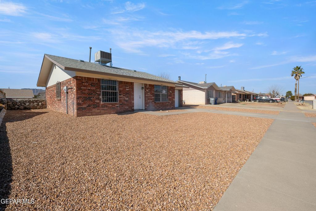 Photo of 10821 CHERT Street, El Paso, TX 79924 (MLS # 937454)