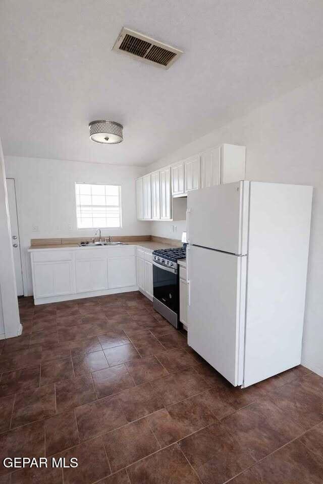 13025 Grand River Drive