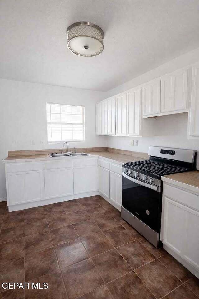 13025 Grand River Drive