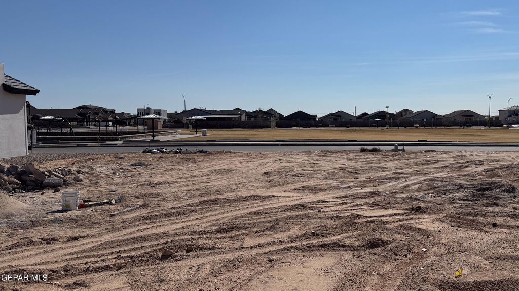 Photo of 13753 Centro Vista Place, Horizon City, TX 79928 (MLS # 938196)