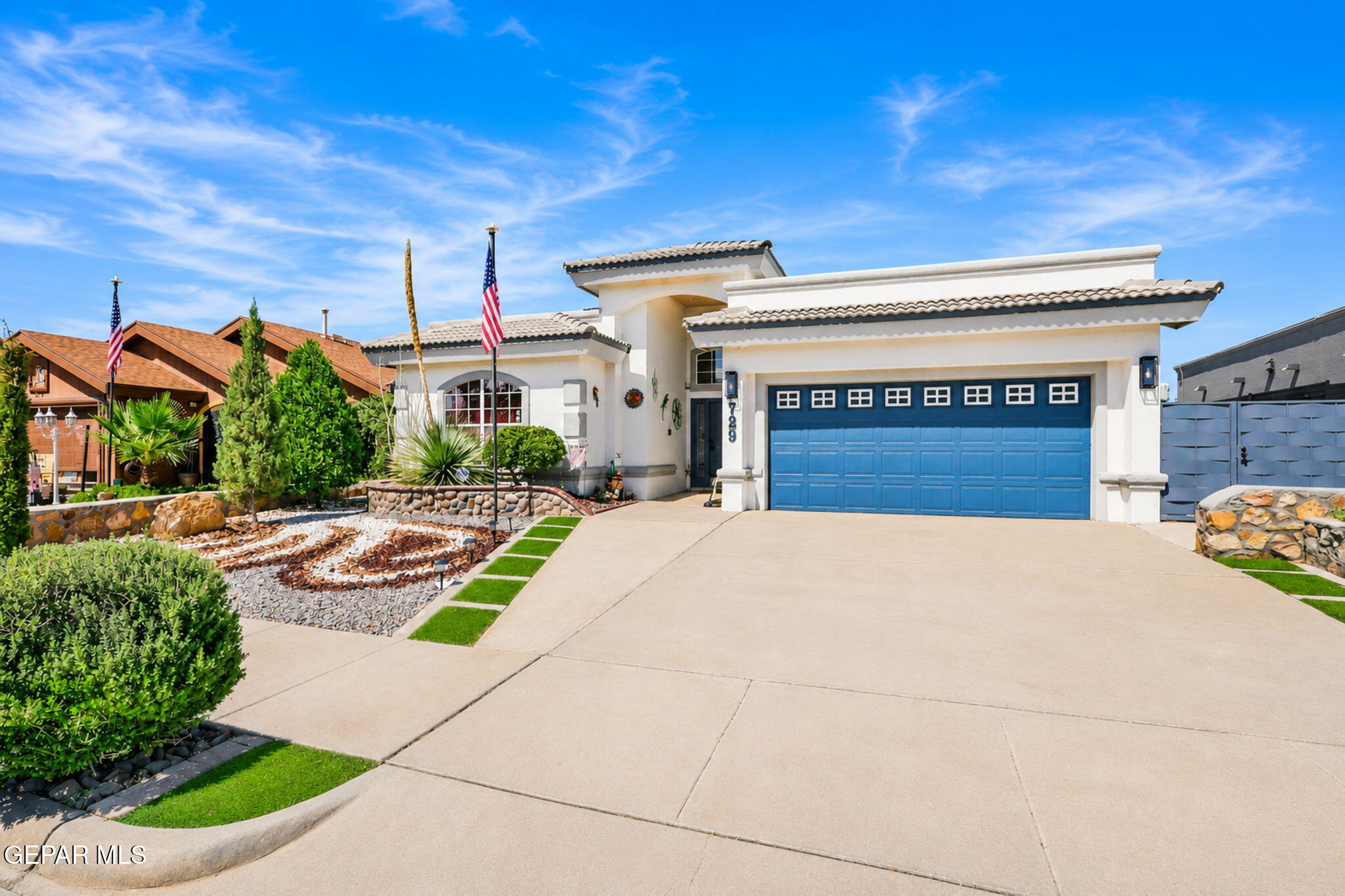 729 DESERT SILVER Drive