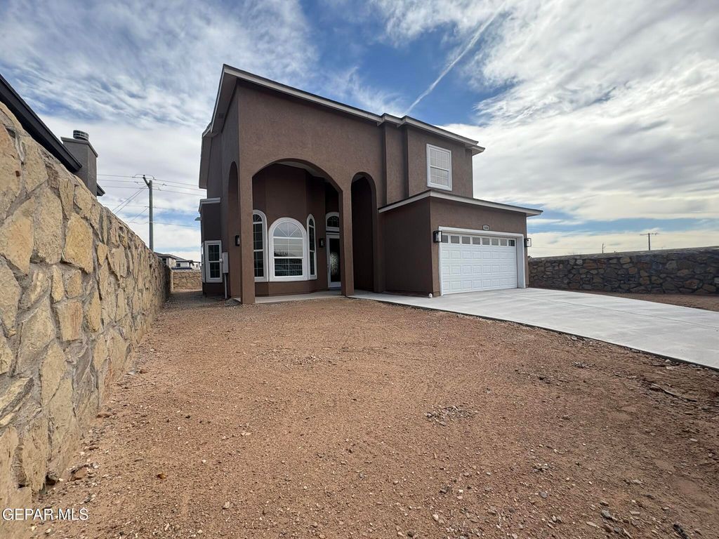 Photo of 1488 DUNLIN Place, El Paso, TX 79928 (MLS # 939072)