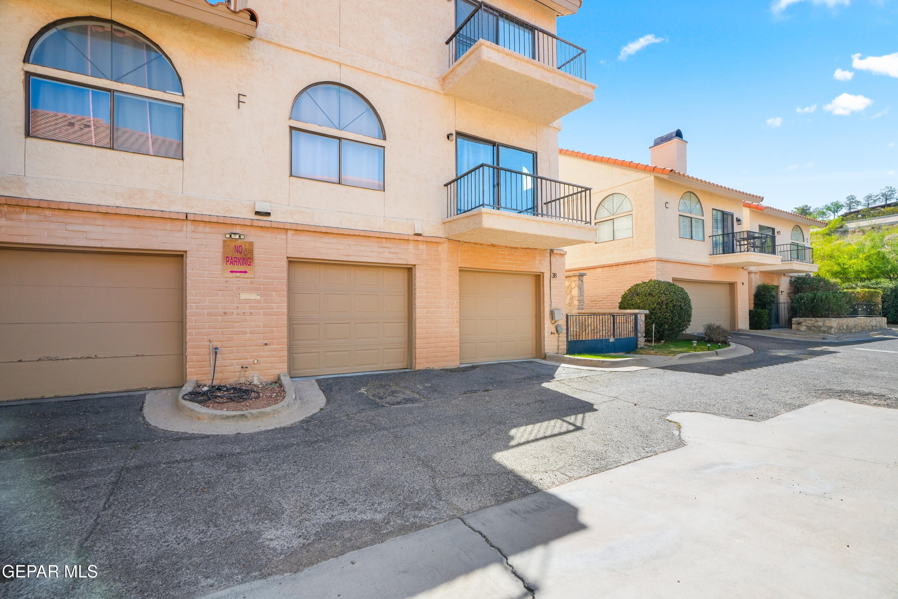 4614 N Stanton Street F38