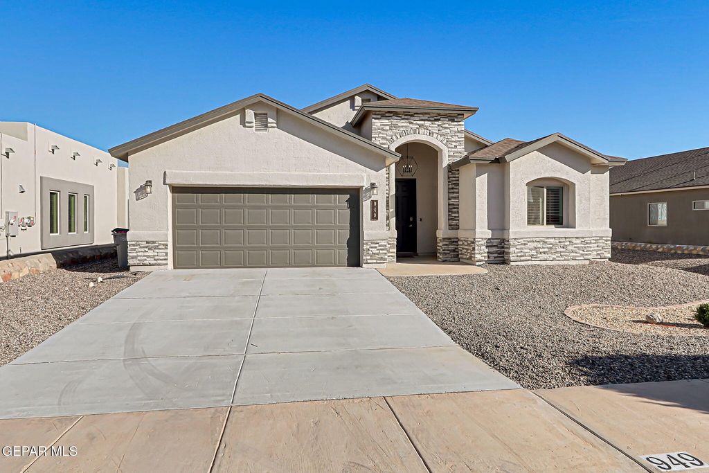 Photo of 949 PECOS RIVER Drive, El Paso, TX 79932 (MLS # 932572)