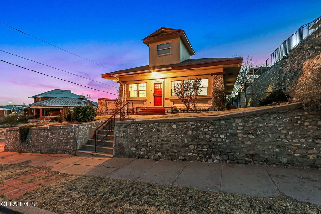 Photo of 1810 E Cliff Drive, El Paso, TX 79902 (MLS # 937954)