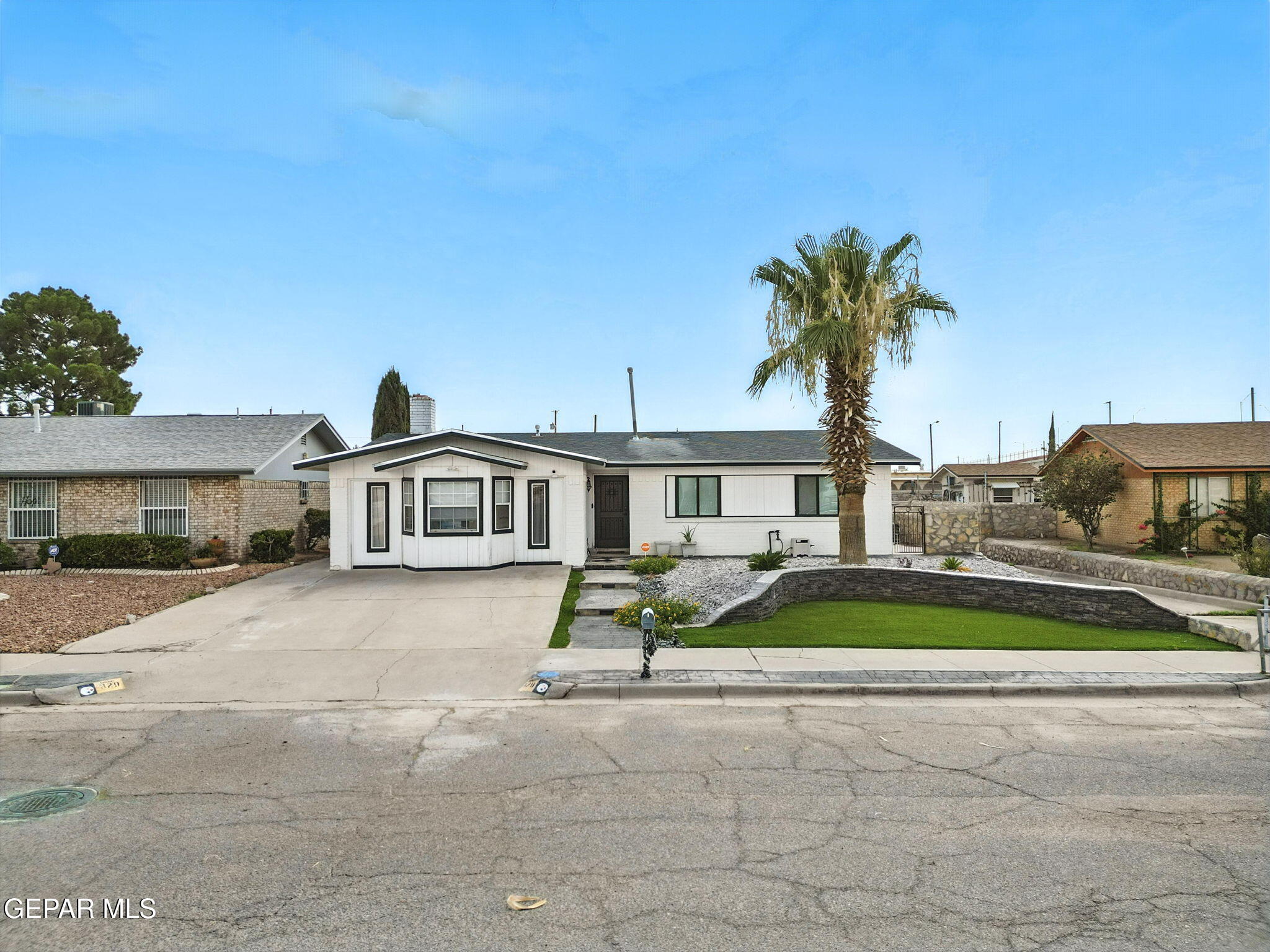 1-web-or-mls-DJI_0287