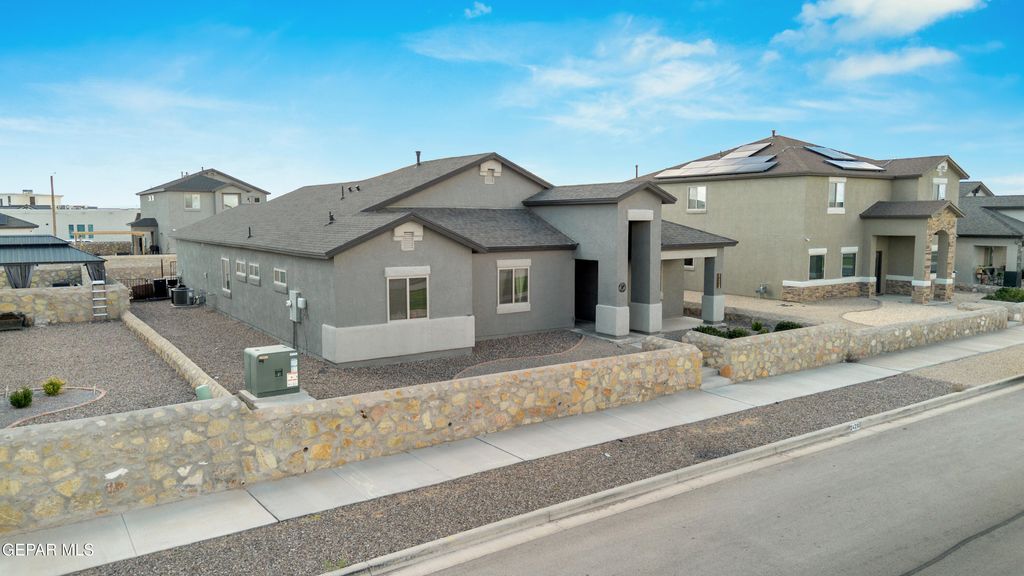 Photo of 2425 MIKE PRICE Drive, El Paso, TX 79938 (MLS # 931212)