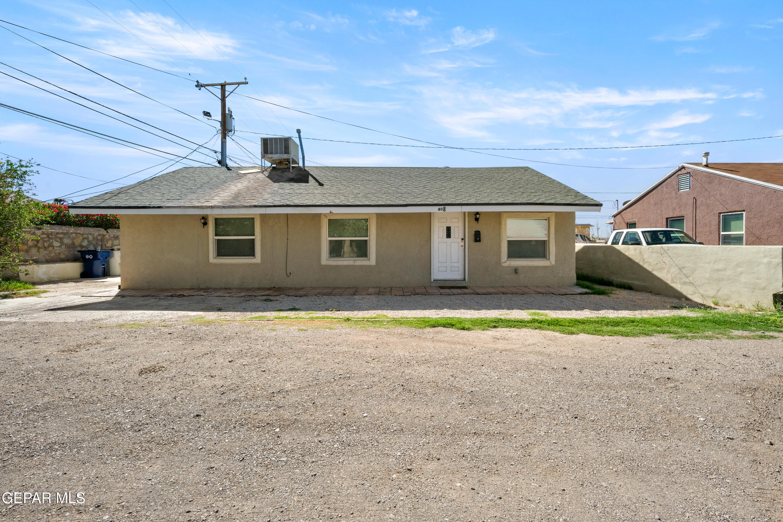 Photo 1 of 14 — 408 SYCAMORE Way, El Paso, TX 79915