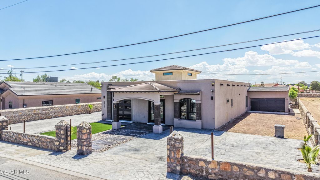 Photo of 8458 Roseway Drive, El Paso, TX 79907 (MLS # 942116)