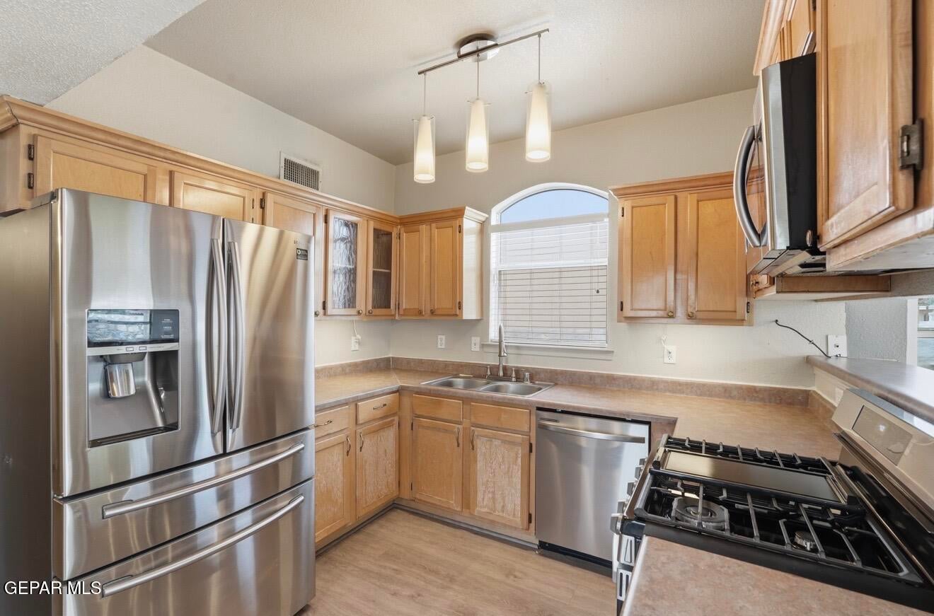 9900 MARINE Circle