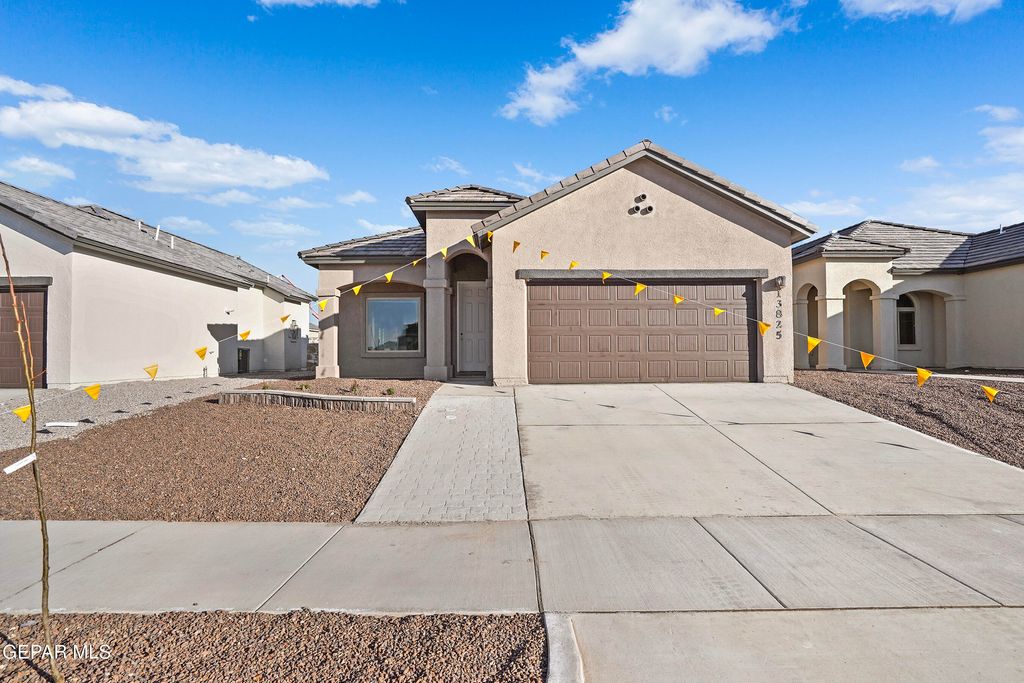 Photo of 13816 Paseo Perlas Drive, Horizon City, TX 79928 (MLS # 942255)