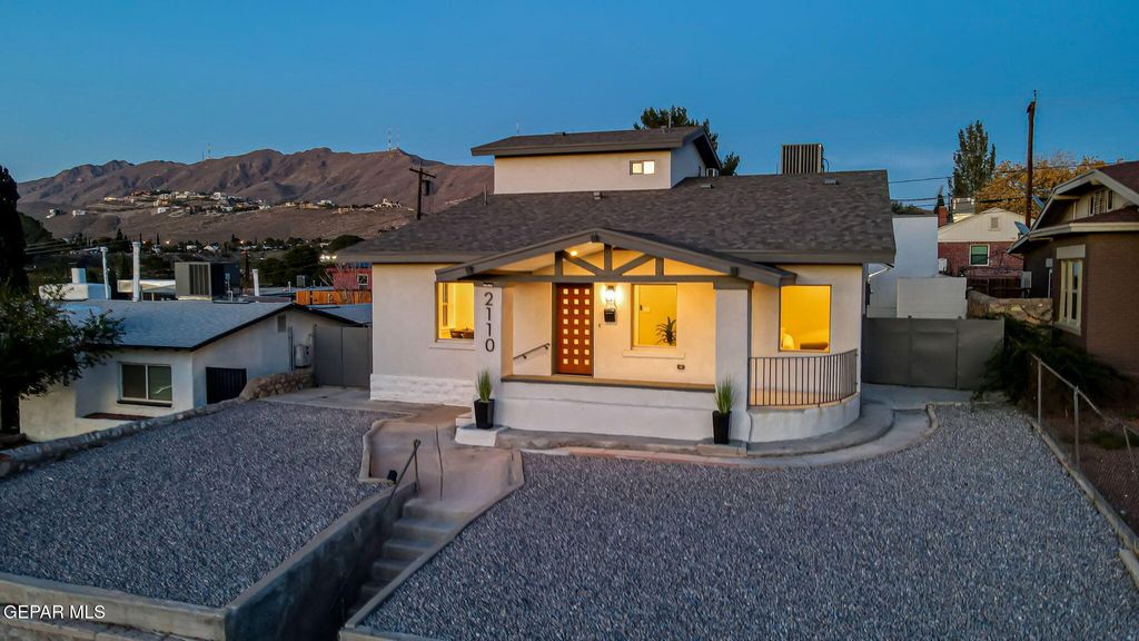 Photo of 2110 N Kansas Street, El Paso, TX 79902 (MLS # 934284)